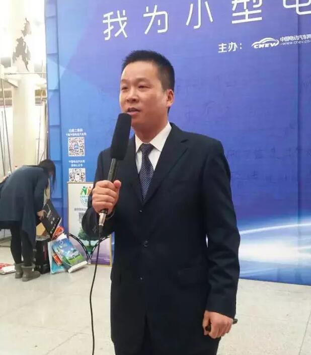 躍迪汽車濟(jì)南展盛裝亮相，引領(lǐng)新能源行業(yè)新坐標(biāo)