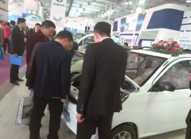 躍迪汽車濟(jì)南展盛裝亮相，引領(lǐng)新能源行業(yè)新坐標(biāo)
